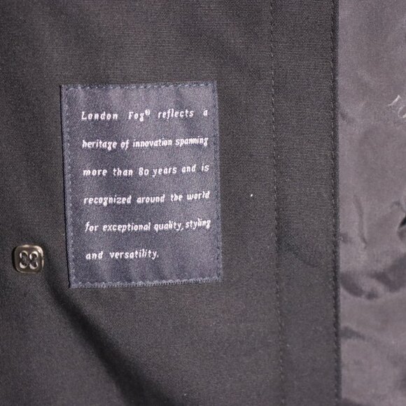 Vintage London Fog Black Trench Coat 42 Short w Liner - Picture 9 of 13